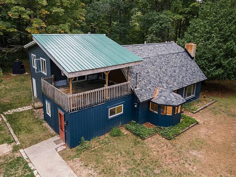 10944 N Mackinaw Hwy — Photo 3