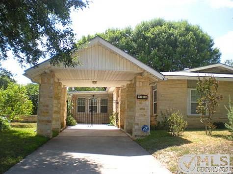 1st image of 411 Waring Dr