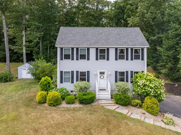 6 Cortland Drive, Epping, NH 03042