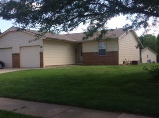 1527 N Maybelle St, Wichita, KS 67212