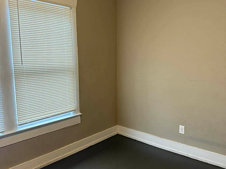 2339 20th Place Ensley #B — Photo 7