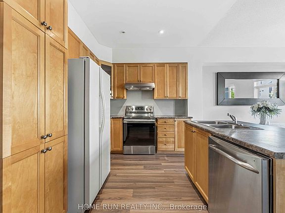 5th image of 230 Badgeley Ave
