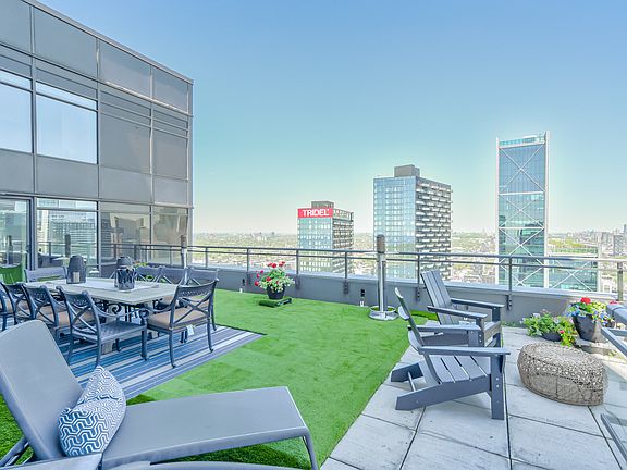 4th image of 25 Telegram Mews Unit Penthouse 5201