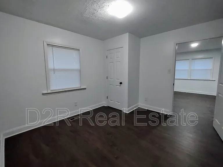 7911 Southfield Dr — Photo 15