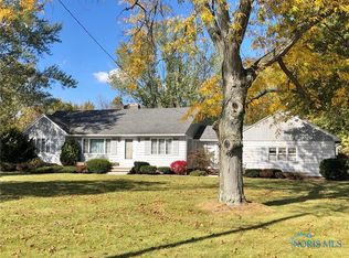 1032 Elmore Rd, Pemberville, OH 43450