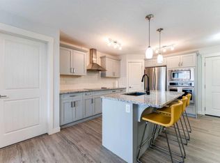 130 NE Auburn Meadows Vw SE #207, Calgary, AB T3M 2P3