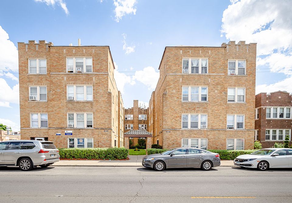1st image of 5419 W Montrose Ave #5425-N2