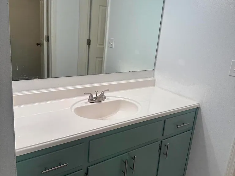 5410 Spruce St — Photo 8