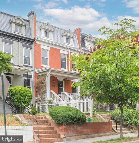 116 V St NE Photo 1