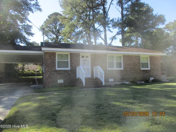 1703 Woodside Drive W, Wilson, NC 27893