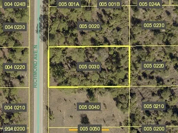 1222 Richmond Ave N, Lehigh Acres, FL 33972
