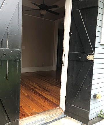 4th image of 716 Frenchmen St #A