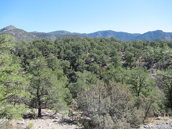 5th image of Cliffside Heights Rd