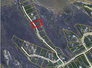 1427 Pelican Ln, Eastpoint, FL 32328