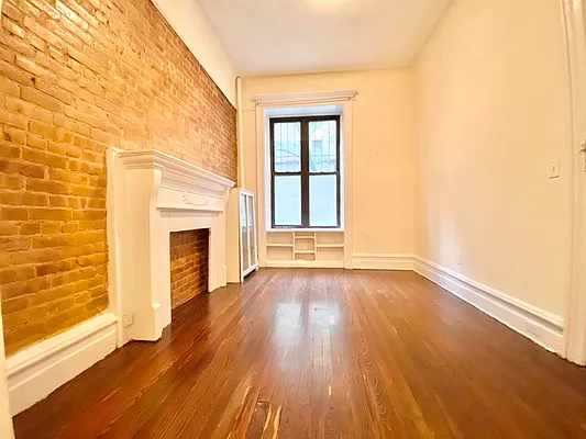 Rented by Oxford Property Group | media 6