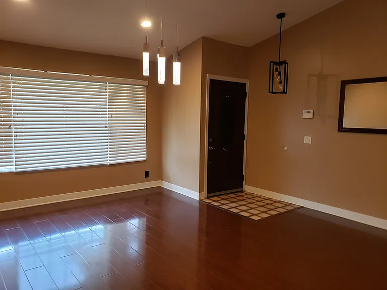 21110 Lycoming St — Photo 26
