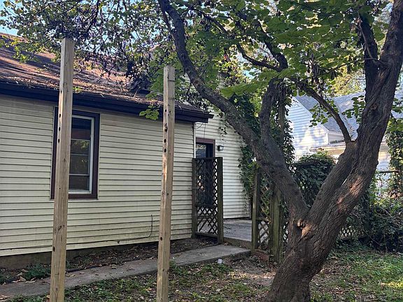 4th image of 426 North St