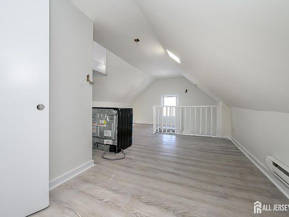 3rd image of 377 Delavan St #3