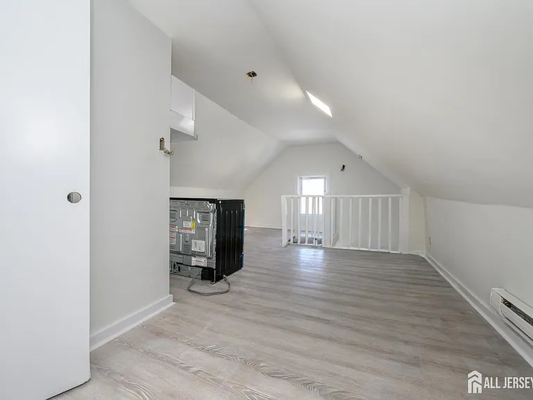 377 Delavan St #3 — Photo 3