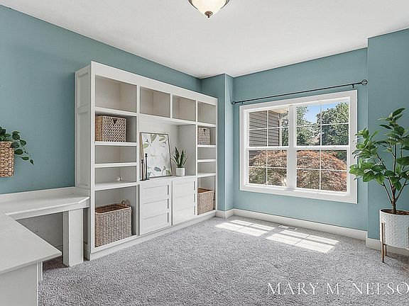 5th image of 4621 Hidden Highland Dr NE