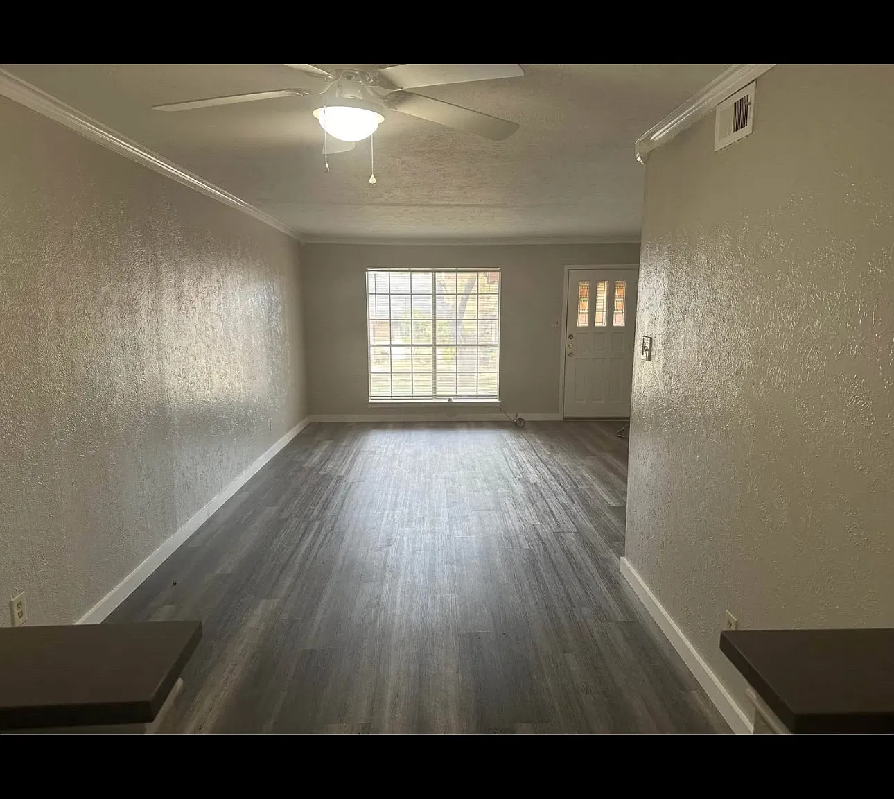 2 bed, 987 sqft, $1,700 — Photo 3