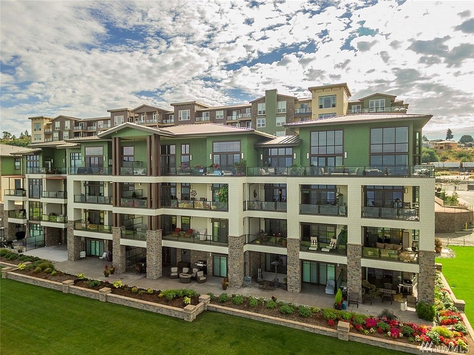 1st image of 5003 Main St Unit 302