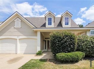 9825 Cherry Hill Ln, Aubrey, TX 76227