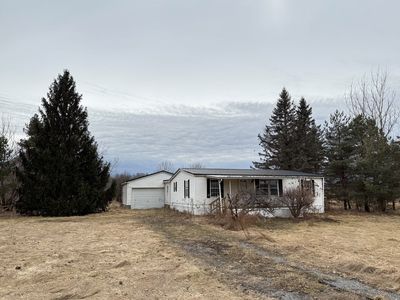 7220 Telephone Rd, Le Roy, NY, 14482