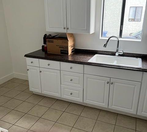 4th image of 4056 Rosabell St #4056