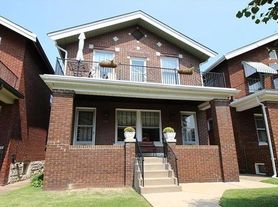 5633 Finkman St, Saint Louis, MO