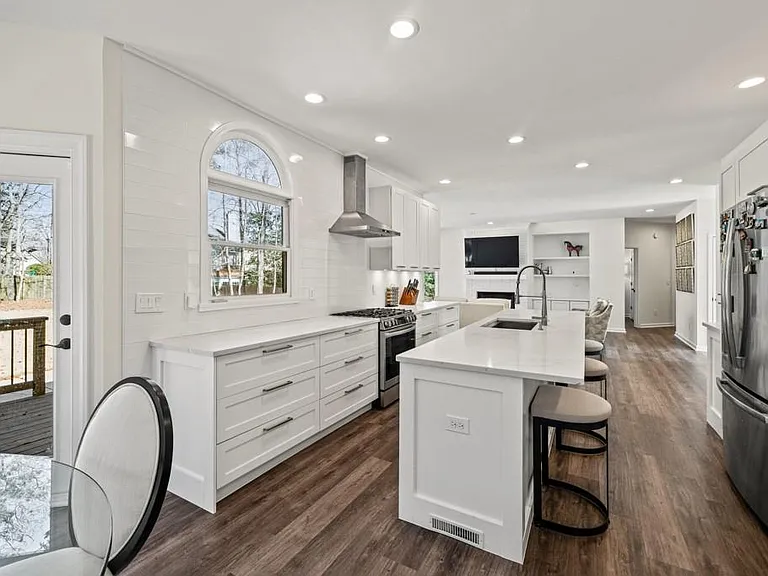 7210 Amberleigh Way — Photo 53