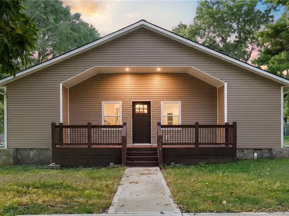 735 E Devon St, Independence, MO 64055