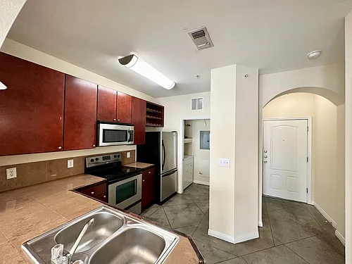 2505 San Gabriel #408 Photo 1