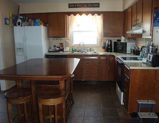 2nd image of 1018 Pickton Dr