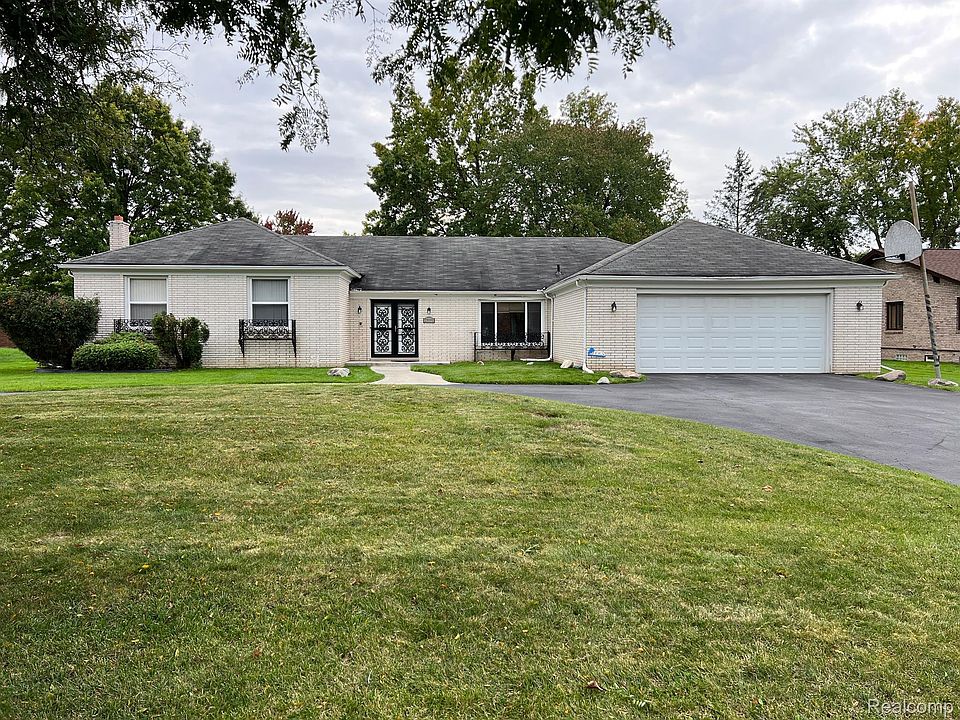 1st image of 23191 Coventry Woods Ln
