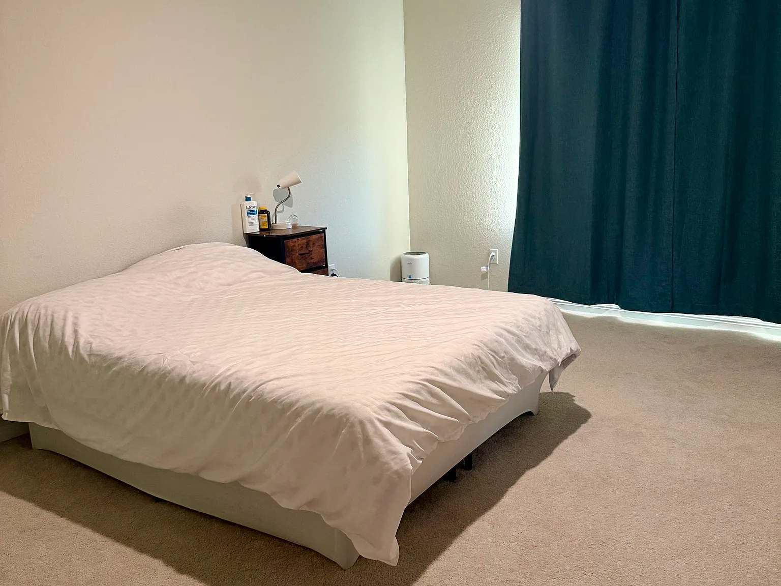 5 bed, 2080 sqft, $2,400 — Photo 2