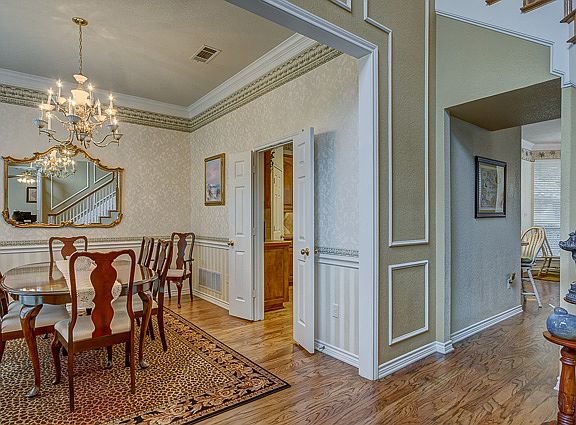 2nd image of 1016 Anson Dr