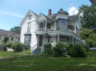 610 E Clay St, Albany, MO 64402