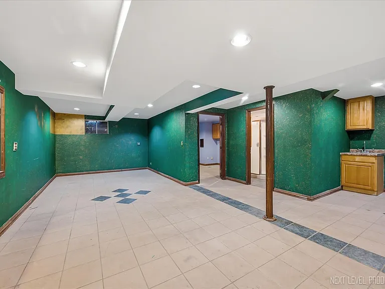 13 Saddlewood Ct — Photo 28