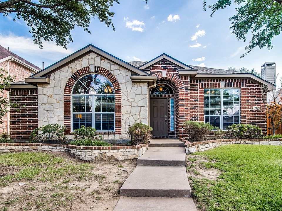 1st image of 1702 Bur Oak Dr