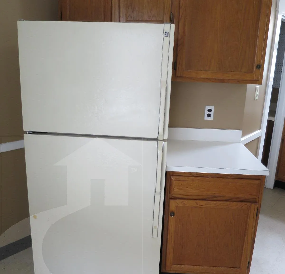 3 bed, 2393 sqft, $3,500 — Photo 3