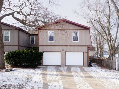 69 Monroe St, Oswego, IL, 60543