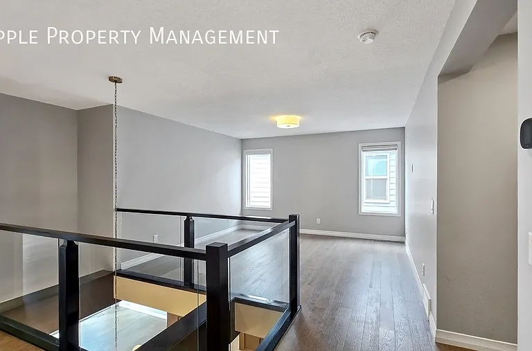 87 Legacy Glen Ter SE — Photo 11