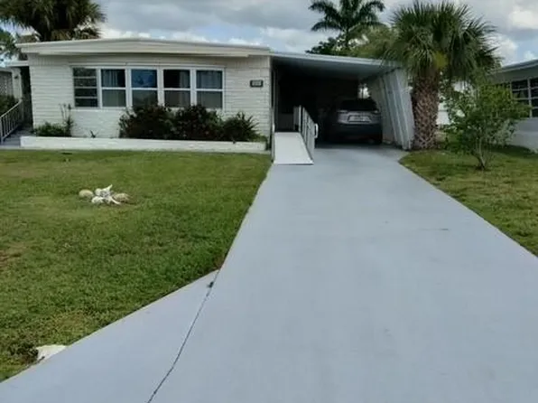 519 Riviera BLVD E, NAPLES, FL 34112