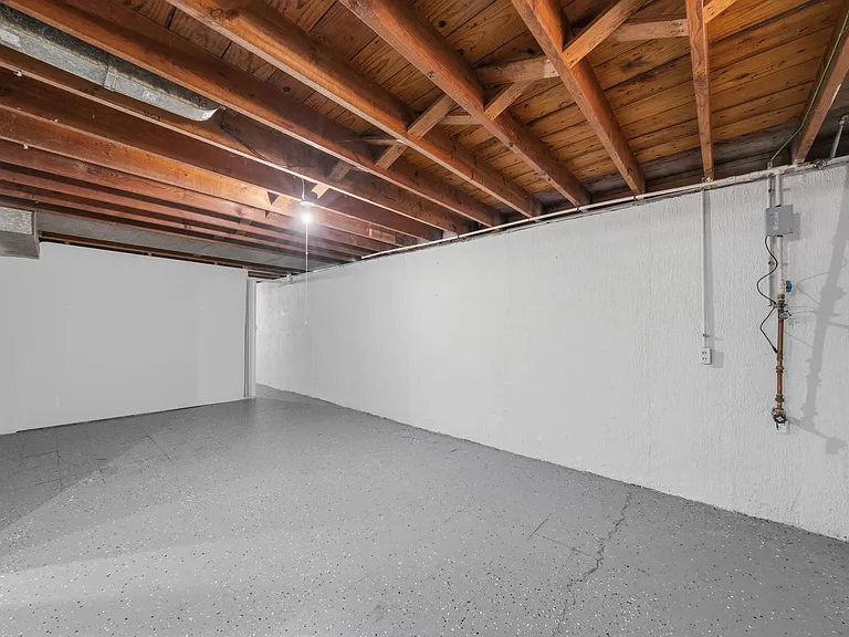 8515 Jenny Dr — Photo 19