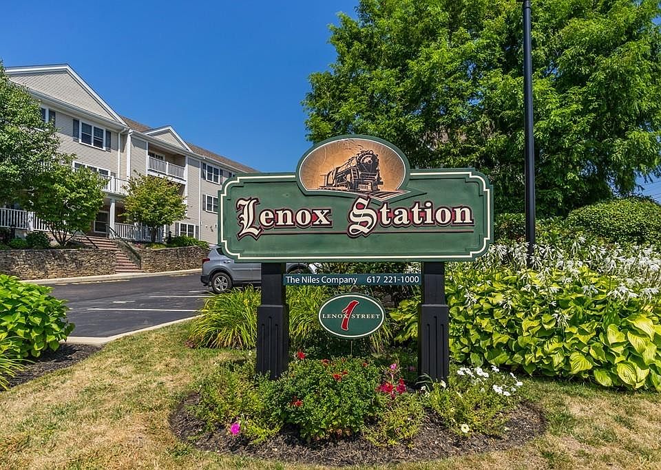 1st image of 1 Lenox St APT 302