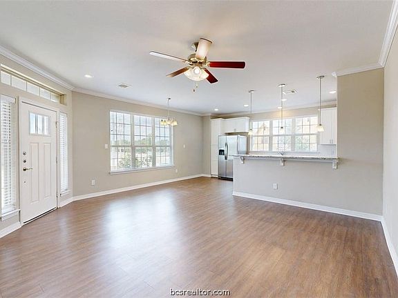 4th image of 2139 Big River St