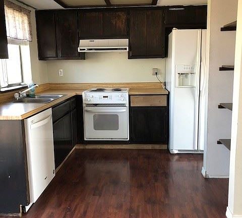 3rd image of 223 Sybel Ln