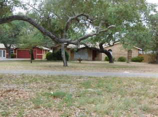 45 Mockingbird Ln, Rockport, TX 78382