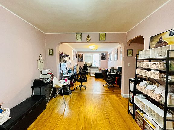 4th image of 2375 Ocean Ave APT 2H